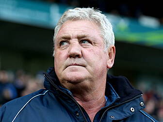 Steve Bruce confirms talks wit...
